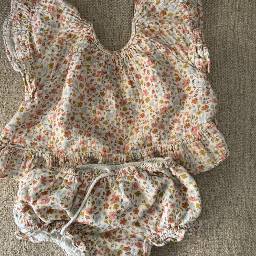 Rylee and cru flower field set